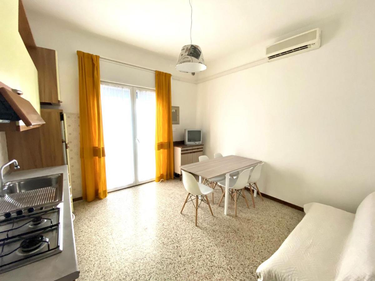 Euroresidence - Piazza Mazzini- 30 Mt Dal Mare - Immobil Relax Lido di Jesolo Exterior foto